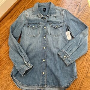NWT girls Gap blue denim jean pearl snap up shirt western equestrian stock show